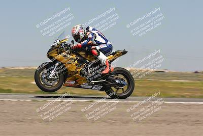 media/Mar-22-2024-CRA (Fri) [[bb9f5c8ff7]]/Trackday 1/1240pm (Wheelie Bump)/